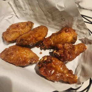 교촌치킨 대표 사진