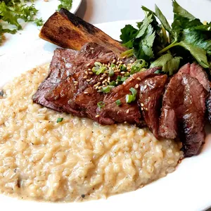 심퍼티쿠시 사진