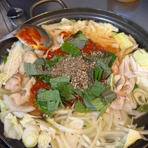 바우네곱창전골 사진