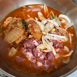 초부리김치찌개 사진 1