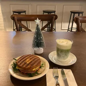 언더커피 리뷰 사진