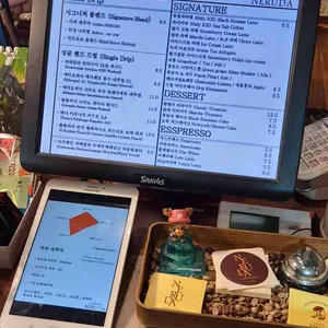 커피네루다 리뷰 사진