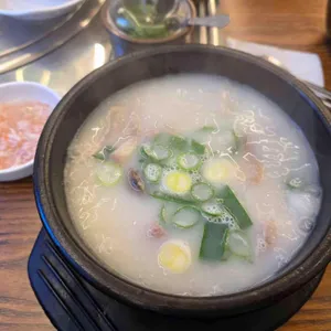 다나가마순대국 대표 사진