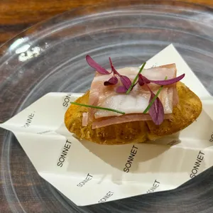 소넷 SONNET 대표 사진