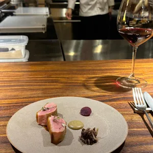 소넷 SONNET 사진