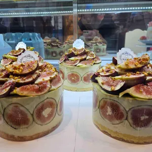 비포블루밍 앤 롤시엘 사진