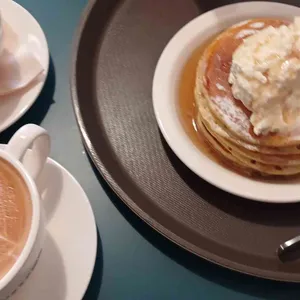 업타운팬케이크하우스 사진 1