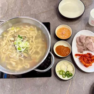 인생보쌈칼국수 사진