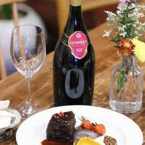 카페 리본 사진