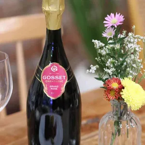 카페 리본 사진