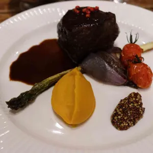 카페 리본 사진