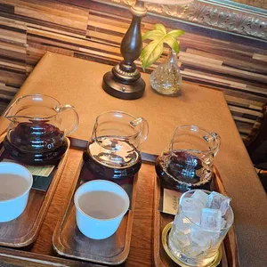 커피네루다 사진