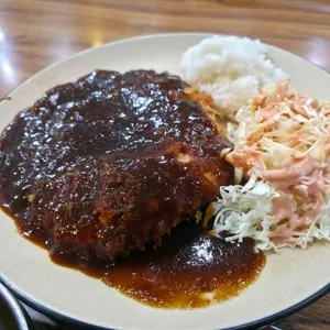 왕돈까스 생면짜장우동 소고기국밥 사진