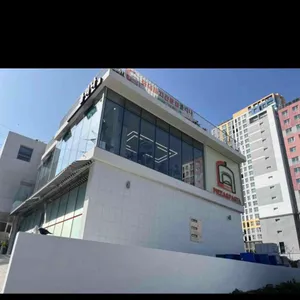 콜리나 대표 사진