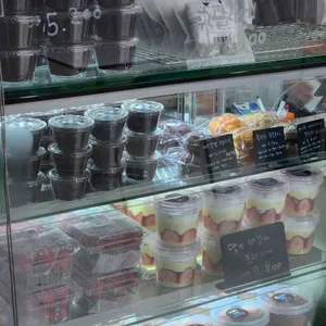 지지엔엔 베이크 샵 리뷰 사진