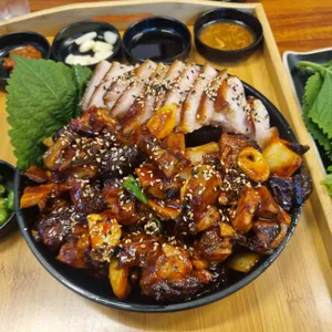 아랑족발 사진 1