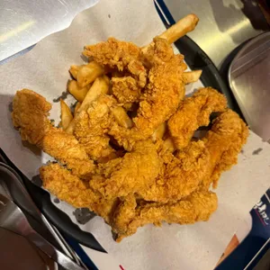 깐부치킨 사진 1