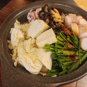 둥치 대표 사진