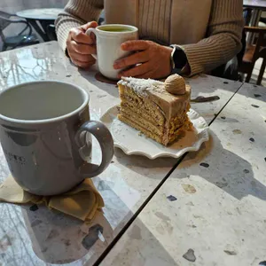 카페 아래로 사진 1