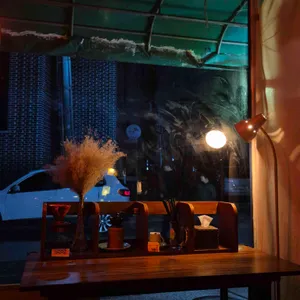 홀로 리뷰 사진