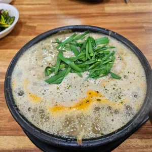 명가굴국밥 사진 1