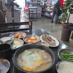 오복순대국 사진 1