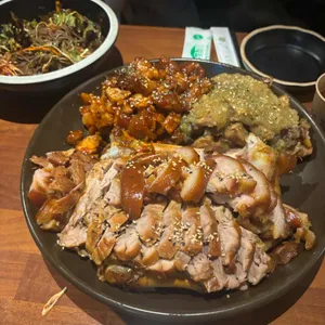 더맛있는족발보쌈 사진