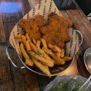 크라운호프 대표 사진