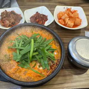 88콩나물국밥 사진 1