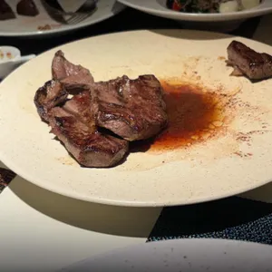 세카로 스테이크 사진