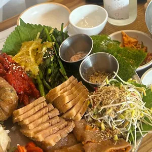 잘빠진메밀 대표 사진