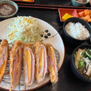 지로돈까스 사진 1