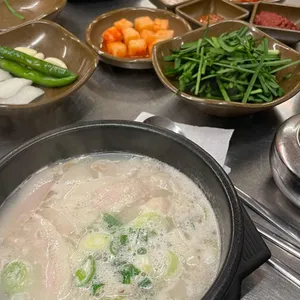 수변최고돼지국밥 사진