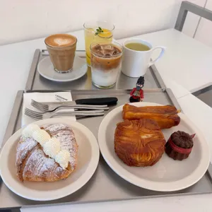 이도림 블로트커피 X 베이크 사진 1