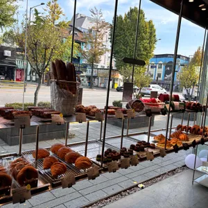 이도림 블로트커피 X 베이크 리뷰 사진