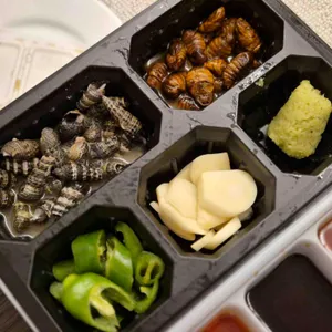 동어동락 리뷰 사진