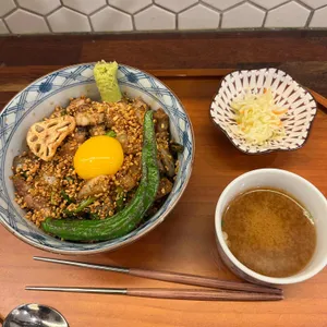 덮밥장사장 사진 1