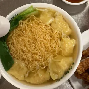 뉴러우멘관즈 사진