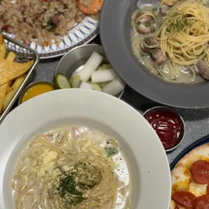 라라코스트 사진