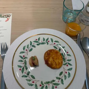 끌레망꾸꾸 사진