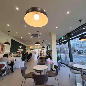 우지커피 리뷰 사진