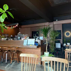 낯선 대표 사진