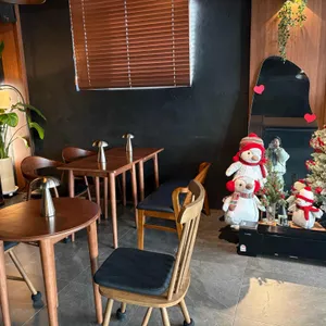 낯선 대표 사진