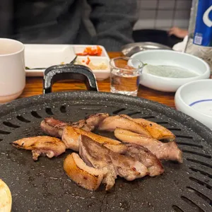 초필살돼지구이 사진