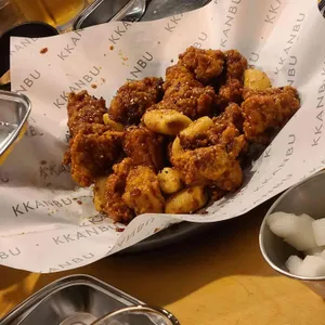 깐부치킨 사진
