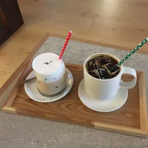 본지르르 리뷰 사진