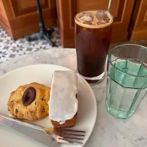 로우앤스윗 사진