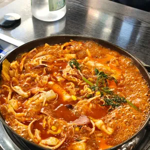 황성얼큰오징어찌개 사진 1