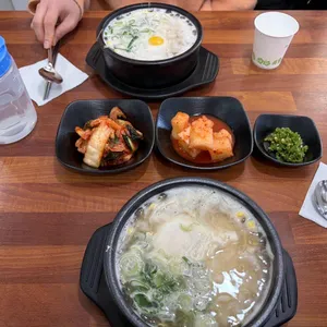 신애 콩나물국밥 대표 사진