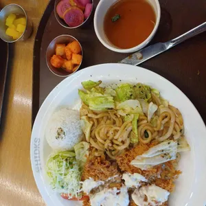 홍익돈까스 사진